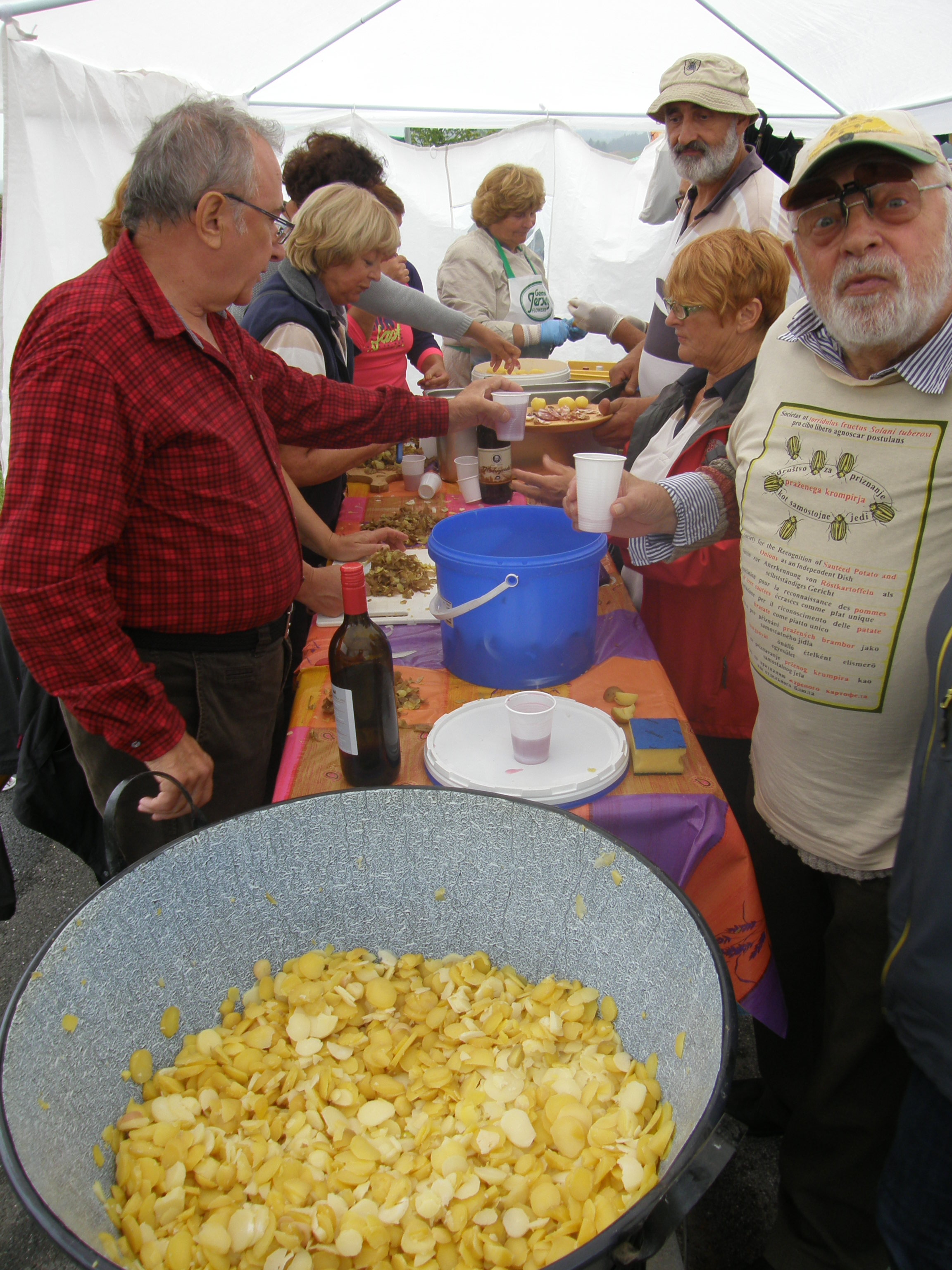 Društvo za priznanje praženega krompirja kot samostojne jedi