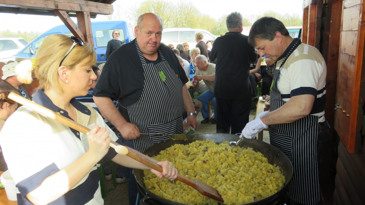 Društvo za priznanje praženega krompirja kot samostojne jedi